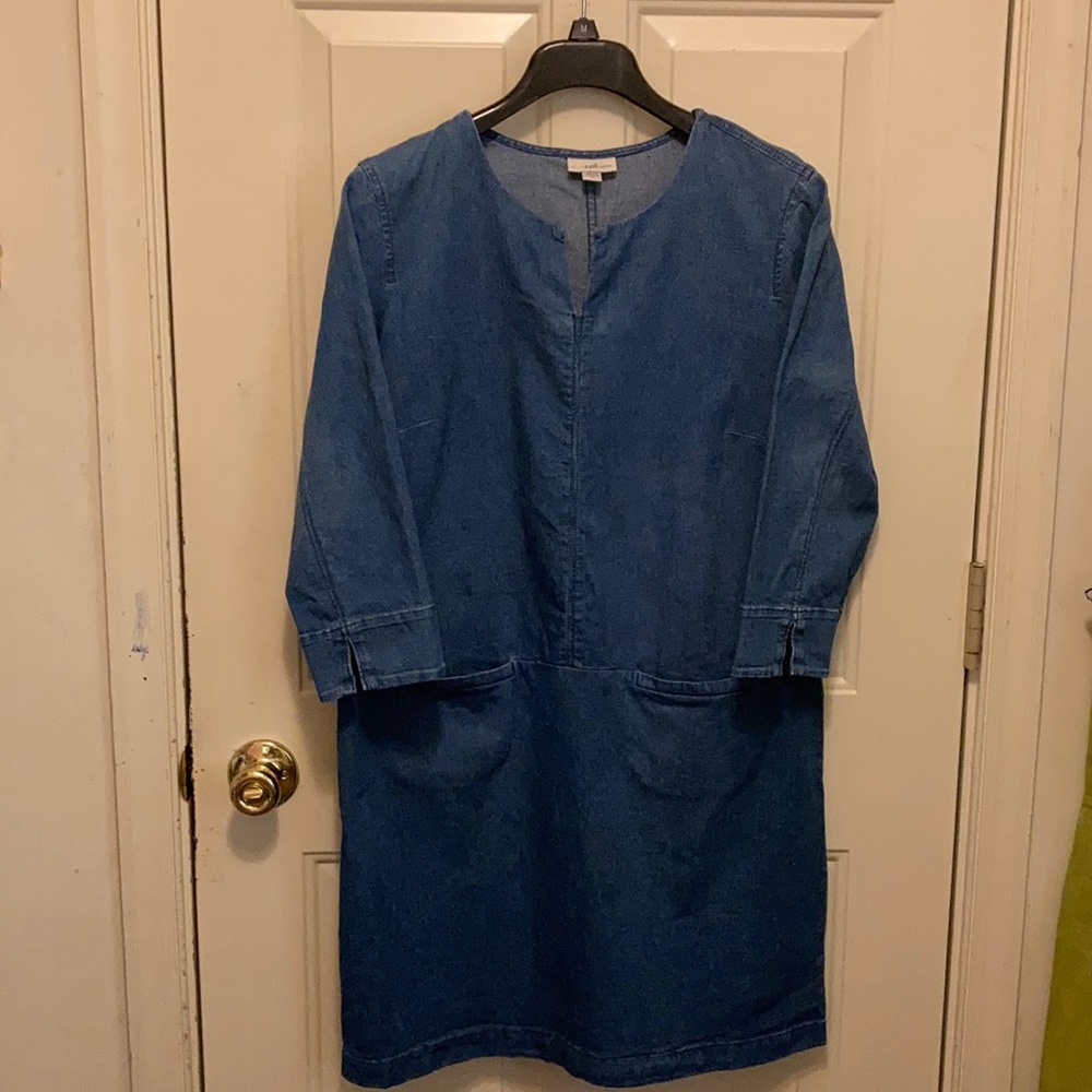 JJILL denim two pocket 3/4 sleeve dress
